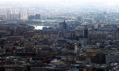 Blick über Moskau mit Moskwa im Hintergrund (Archiv)