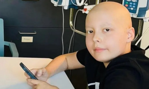 Der 13-jährige Julian braucht dringen eine Knochenmarks- und Stammzellspende.