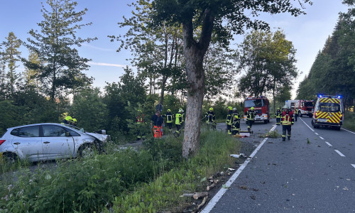 Auf der Bundesstraße 27 zwischen Braunlage und Elend kam es Dienstagabend zu einem schweren Unfall.