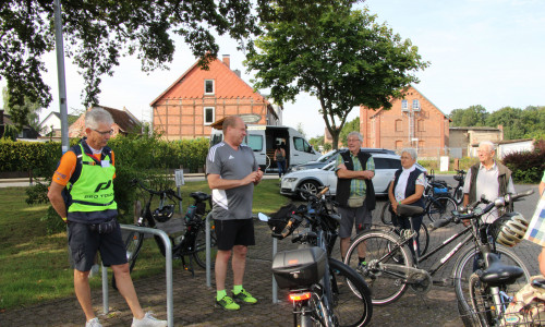 Sommertour 2023 mit Landrat Gerhard Radeck (mittig).