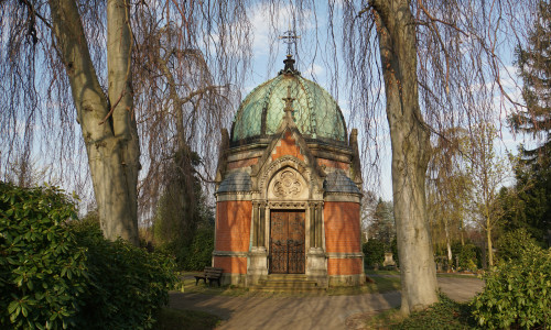 Das Mausoleum Bautler auf dem Hauptfriedhof Braunschweig.
