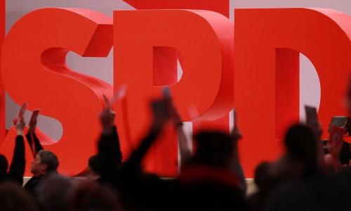 SPD-Logo auf Parteitag (Archiv)
