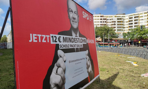 SPD-Wahlplakat in Berlin-Kreuzberg (Archiv)