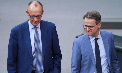 Friedrich Merz und Carsten Linnemann (Archiv)