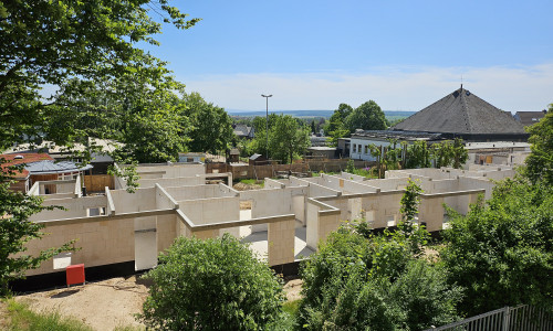 Die Grundmauern stehen nun und der Neubau der Kita schreitet voran.