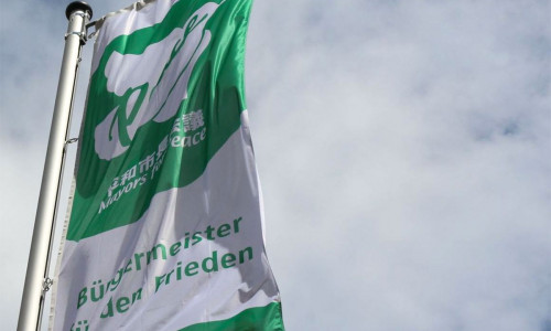 Die Mayors for Peace-Flagge. (Archiv)