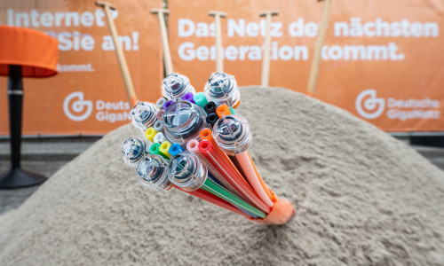 Deutsche GigaNetz plant den Ausbau eines Glasfasernetzes für schnelles Internet in Goslar.