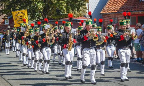 Bei der größten Bergparade Norddeutschlands werden Bergmannsuniformen aus ganz Deutschland zu sehen sein.