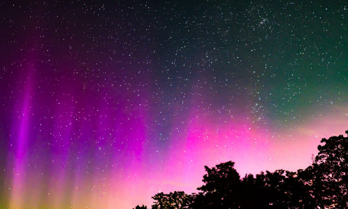Im vergangenen Jahr erhellten die Polarlichter den Himmel in der Region.