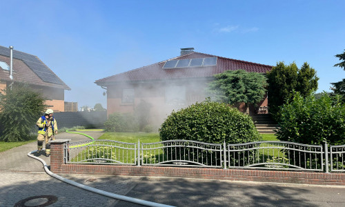 Das Gebäude war durch den Brand bereits stark verraucht.