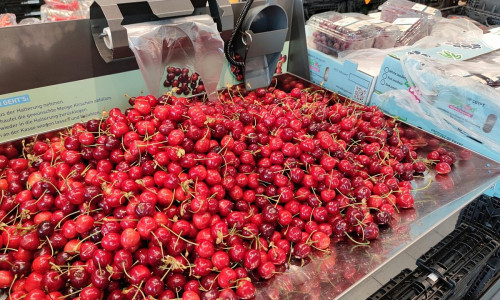 Kirschen im Supermarkt (Archiv)