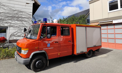 Ein Fahrzeug mit Beschallungseinheit der Freiwilligen Feuerwehr Salzdahlum.