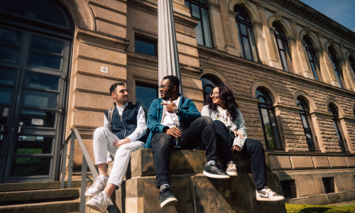 Studieninteressierte haben noch bis zum 15. Oktober Zeit, um sich für zulassungsbeschränkte Studiengänge an der TU Braunschweig zu bewerben. 