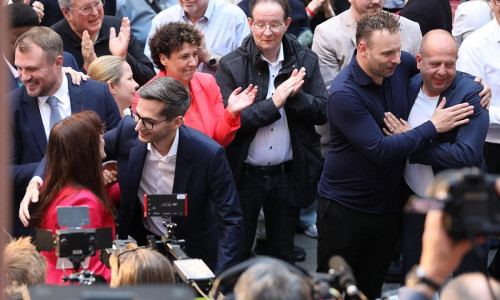 Reaktion auf 18-Uhr-Prognose bei SPD-Wahlparty in Brandenburg am 22.09.2024