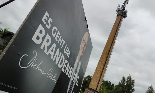 SPD-Wahlplakat mit Dietmar Woidke zur Landtagswahl in Brandenburg (Archiv)