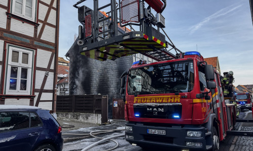 Am Montagmorgen kam es zu einem Fassadenbrand in Goslar. 