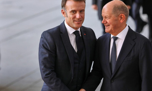 Emmanuel Macron und Olaf Scholz (Archiv)