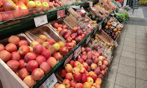 Obst im Supermarkt (Archiv)