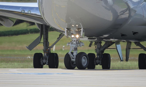 Fahrwerk einer Boeing 747-400 (Archiv)