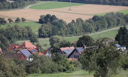 Häuser in einem Dorf (Archiv)