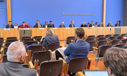 Regierungspressekonferenz am 13.10.2025