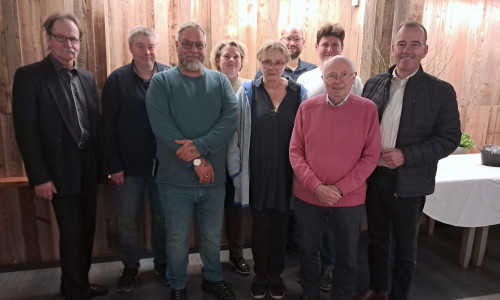 Hintere Reihe von links: Andreas Triebe (CDU-Salzgitter Kreisvorsitzender), Holger Lindenberg (Beisitzer im Ortsverband Salzgitter-Lebenstedt), Tanja Schnelle (Schriftführerin im Ortsverband Salzgitter-Lebenstedt), Markus Büyükaltay (Beisitzer im Ortsverband Salzgitter-Lebenstedt), Eugen Schmidt (stellv. Vorsitzender im Ortsverband Salzgitter-Lebenstedt), Christian Striese (CDU-Salzgitter und zweiter Bürgermeister der Stadt Salzgitter).  Vordere Reihe von links: Gianluca Calabrese ((stellv. Vorsitzender im Ortsverband Salzgitter-Lebenstedt), Stefani Steckhan (Vorsitzende im Ortsverband Salzgitter-Lebenstedt) und Hans Verstegen (Beisitzer im Ortsverband Salzgitter-Lebenstedt).