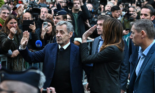 Nicolas Sarkozy und Carla Bruni-Sarkozy am 21.10.2025