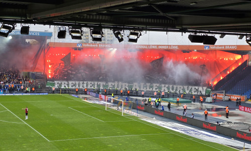 Am gestrigen Sonntag fand das Derby gegen Hannover 96 statt.