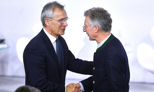 Jens Stoltenberg und Christoph Heusgen (Archiv)