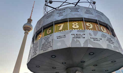 Weltzeituhr und Fernsehturm (Archiv)