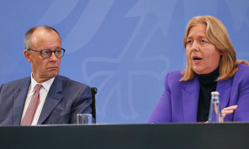 Friedrich Merz und Bärbel Bas am 09.10.2025