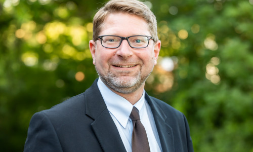 Marco Kelb stellt sich für eine zweite Amtszeit als Samtgemeindebürgermeister der Samtgemeinde Sickte zur Verfügung.