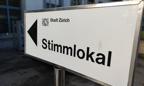 Wahllokal in Zürich (Archiv)