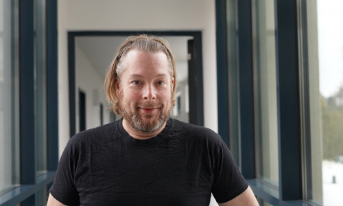 Felix Büsching leitet das Projekt "SmartHome Forensics".