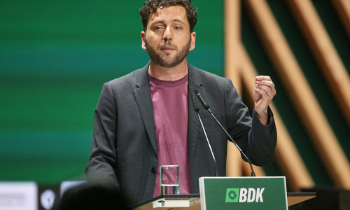 Felix Banaszak am 29.11.2025