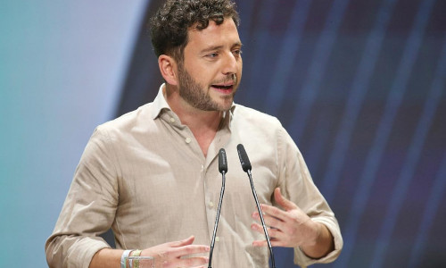 Felix Banaszak am 28.11.2025