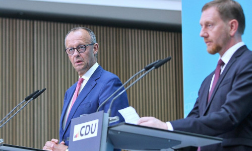 Friedrich Merz und Michael Kretschmer (Archiv)