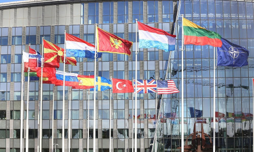 Nato-Hauptquartier (Archiv)