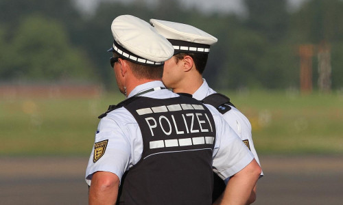 Polizeibeamte (Archiv)