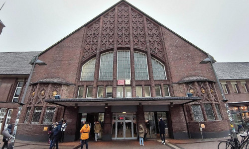 Oldenburg Hauptbahnhof (Archiv)