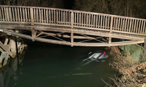 Unfallstelle (Staubecken der Innerste am Rande der Ortschaft Grasdorf, Gem. Holle) (Archiv)