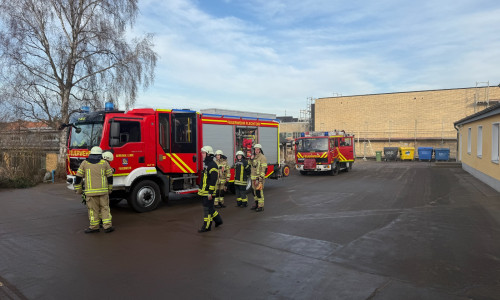 Zahlreiche Kräfte waren im Einsatz.