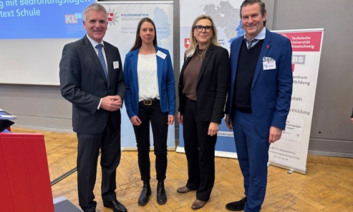 Thomas Ring (Polizeipräsident PD BS), Lisa Rackow (PD BS), Bettina Rohse (RLSB BS) und Torsten Glaser (Behördenleiter RLSB BS) (v. li.).