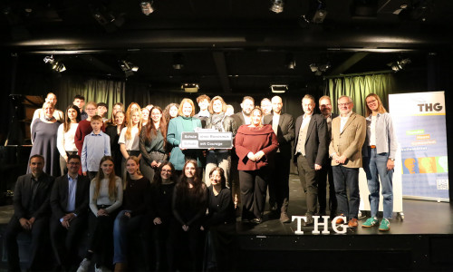 Das Theodor-Heuss-Gymnasium (THG) ist offiziell dem Netzwerk „Schule ohne Rassismus – Schule mit Courage“ beigetreten