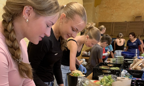 Anny, Malin und Lina in der foodsaver-Kuche.