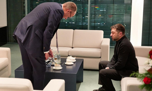 Friedrich Merz und Wolodymyr Selenskyj am 15.12.2025