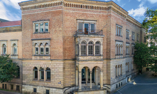 Die Immobilie am Bankplatz soll wiederbelebt werden.