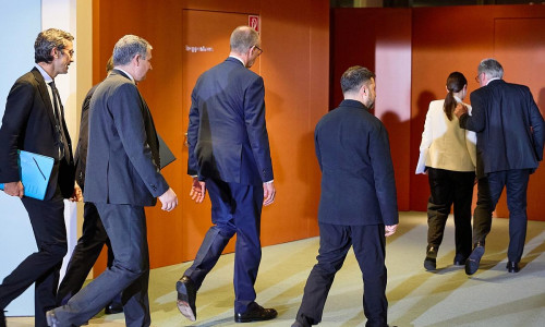 Friedrich Merz und Wolodymyr Selenskyj am 15.12.2025