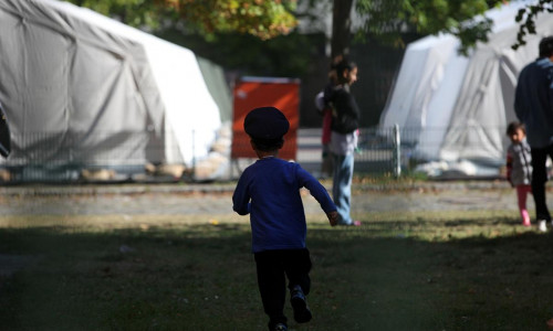 Flüchtlinge in einer "Zeltstadt" (Archiv)