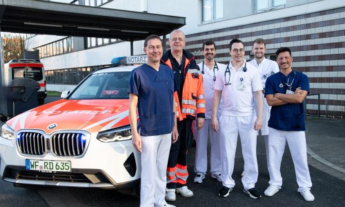 v.l.n.r.: Der neue Leiter der Zentralen Aufnahme im Klinikum Wolfenbüttel Dr. Ulf Harding, Dr. Ulrich Heida, Daniel Pohl, Dr. Sascha Persing, Dr. Tom Kracke und Dr. Stephan Irannejad.